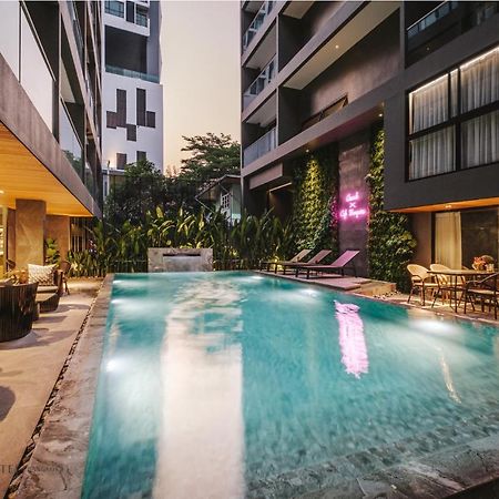 Cascade Hotel Бангкок Екстер'єр фото