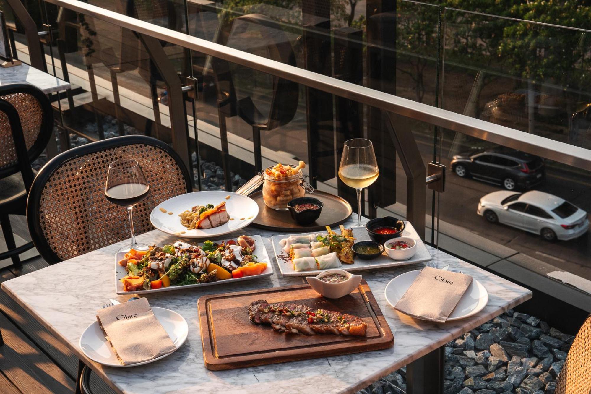 Cascade Hotel Бангкок Екстер'єр фото